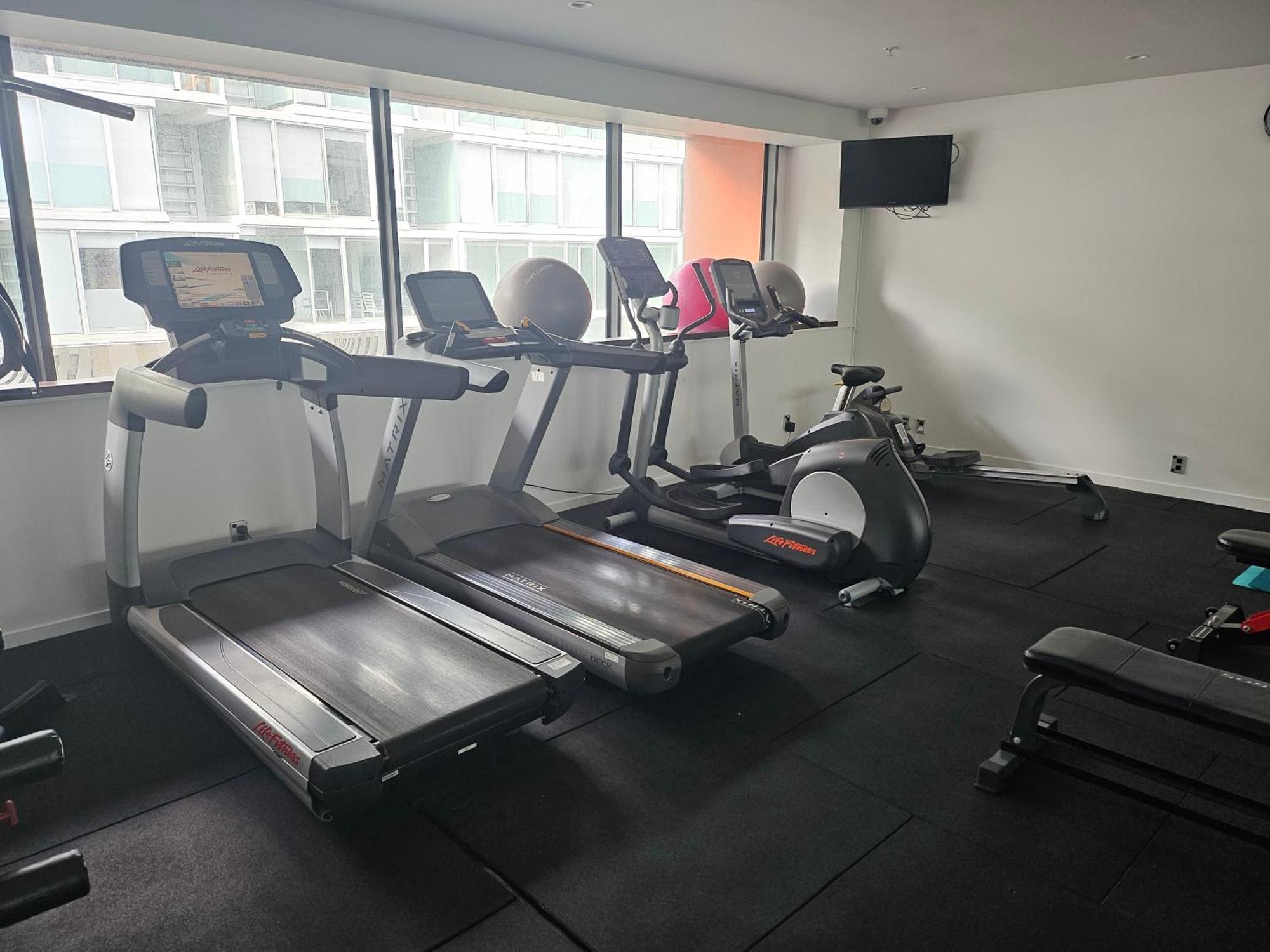 Pavilions Marina Apartment 102 - Wynyard Quarter Viaduct Harbour オークランド 部屋 写真